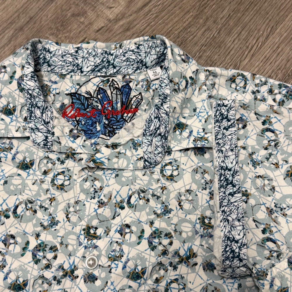 Robert Graham Men Classic Fit Short Sleeve Button Down Shirt Blue Skulll Print M